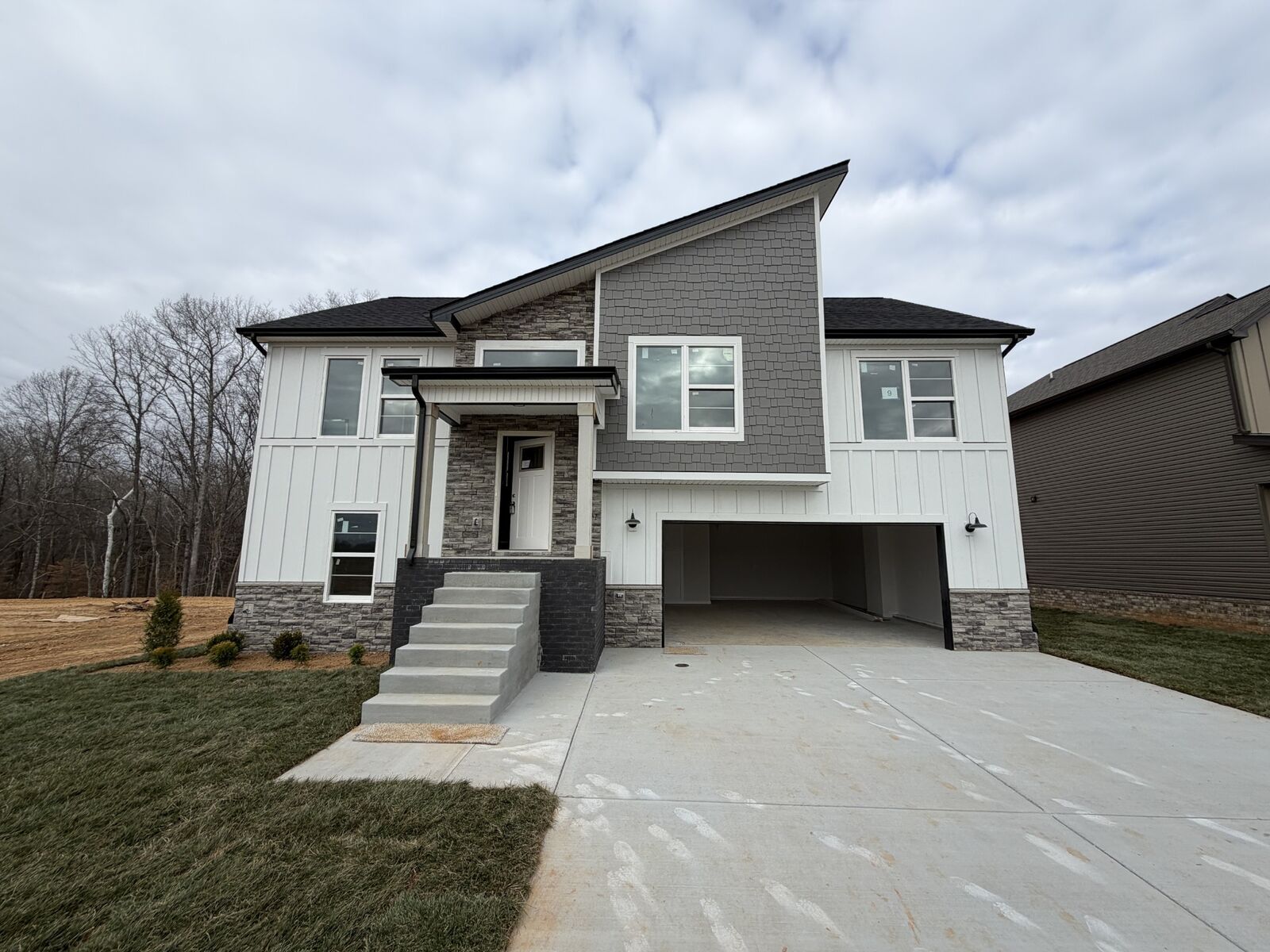 Property Photo:  9 Miller Farm  TN 37043 