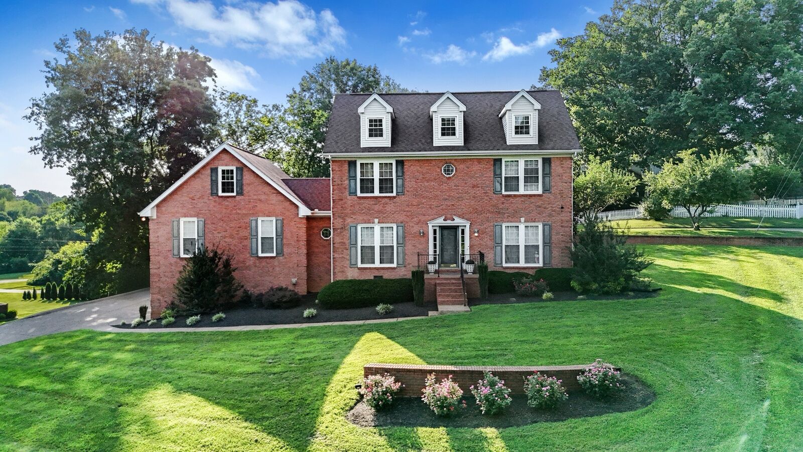 Property Photo:  1903 Palmer Dr  TN 37172 