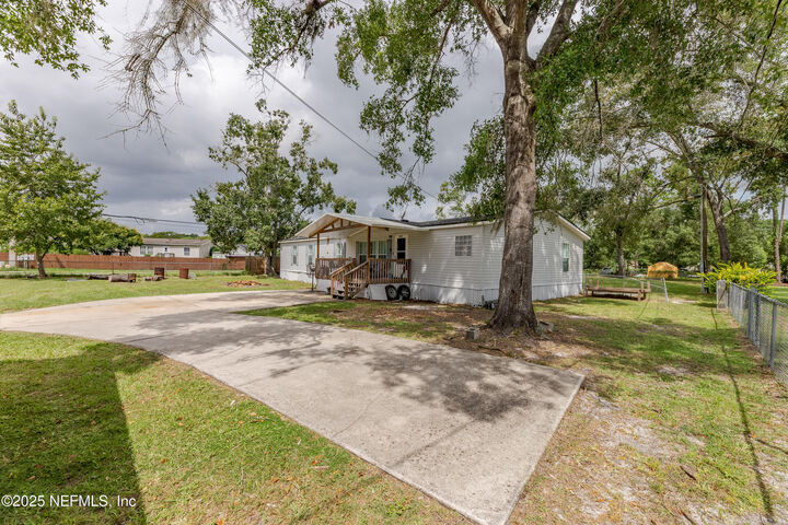 Property Photo:  8675 Walden Road  FL 32244 