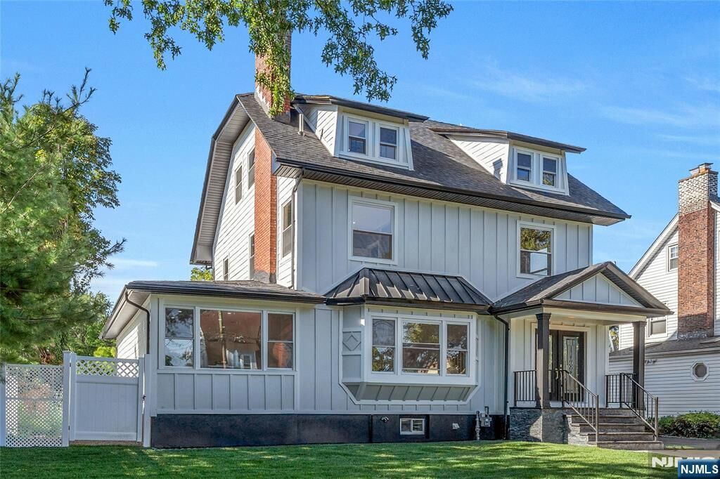 Property Photo:  12 Irving Street  NJ 07042 