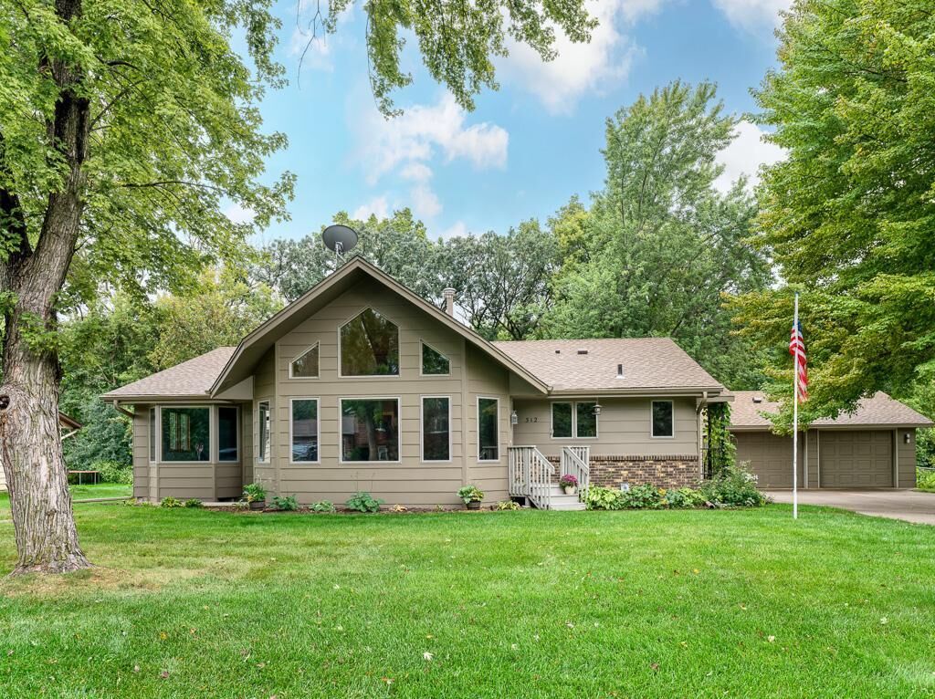 Property Photo:  312 Wilson Street  MN 55303 