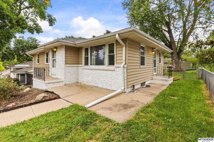 Property Photo:  8305 Castelar Street  NE 68124 