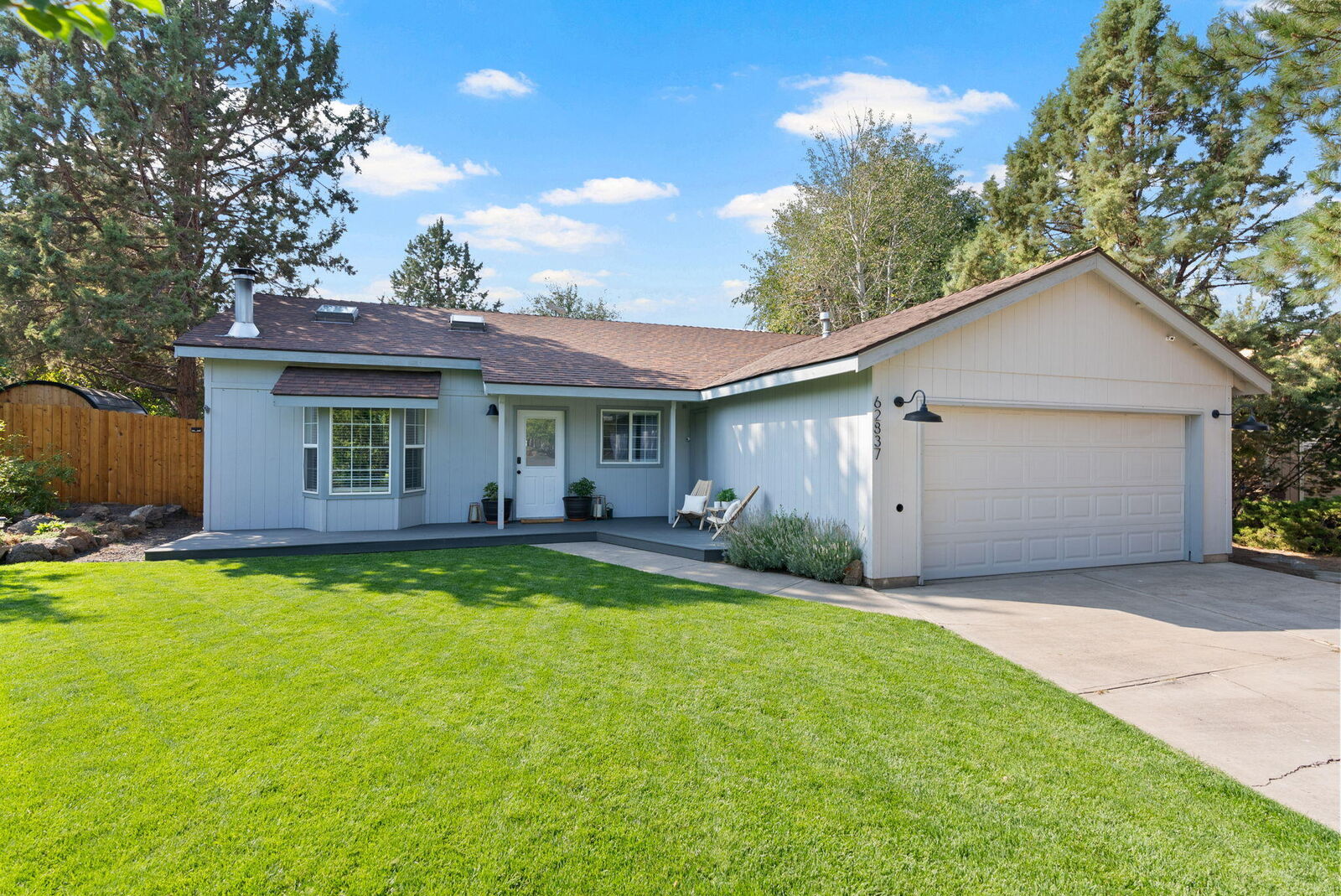 Property Photo:  62837 Cephus Court  OR 97701 
