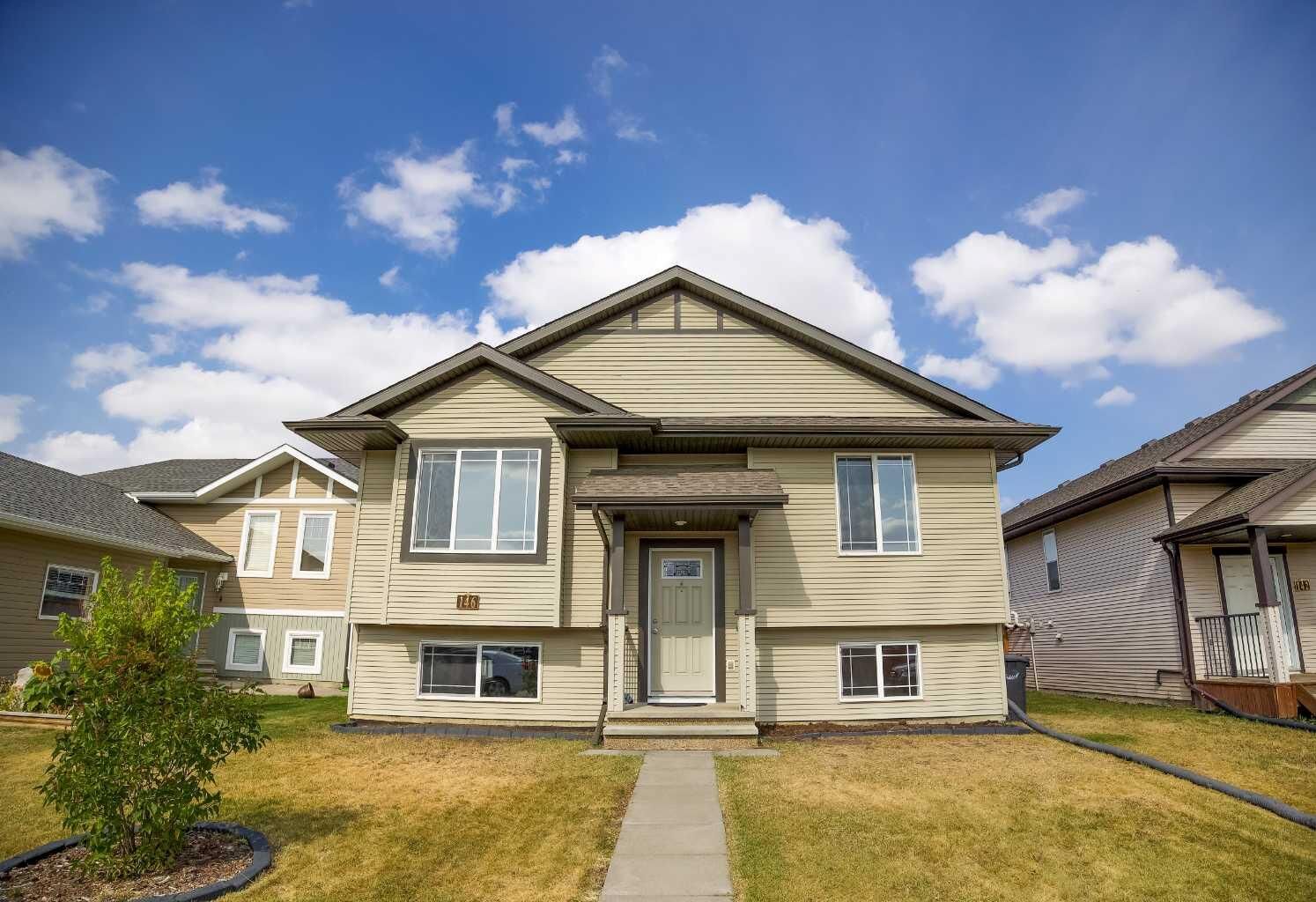 Property Photo:  146 Newton Drive  AB T0M 1R0 