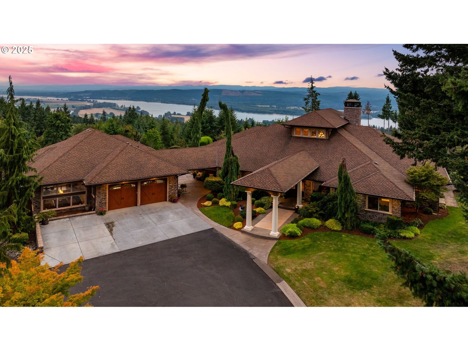 Property Photo:  4961 Green Mountain Rd  WA 98625 