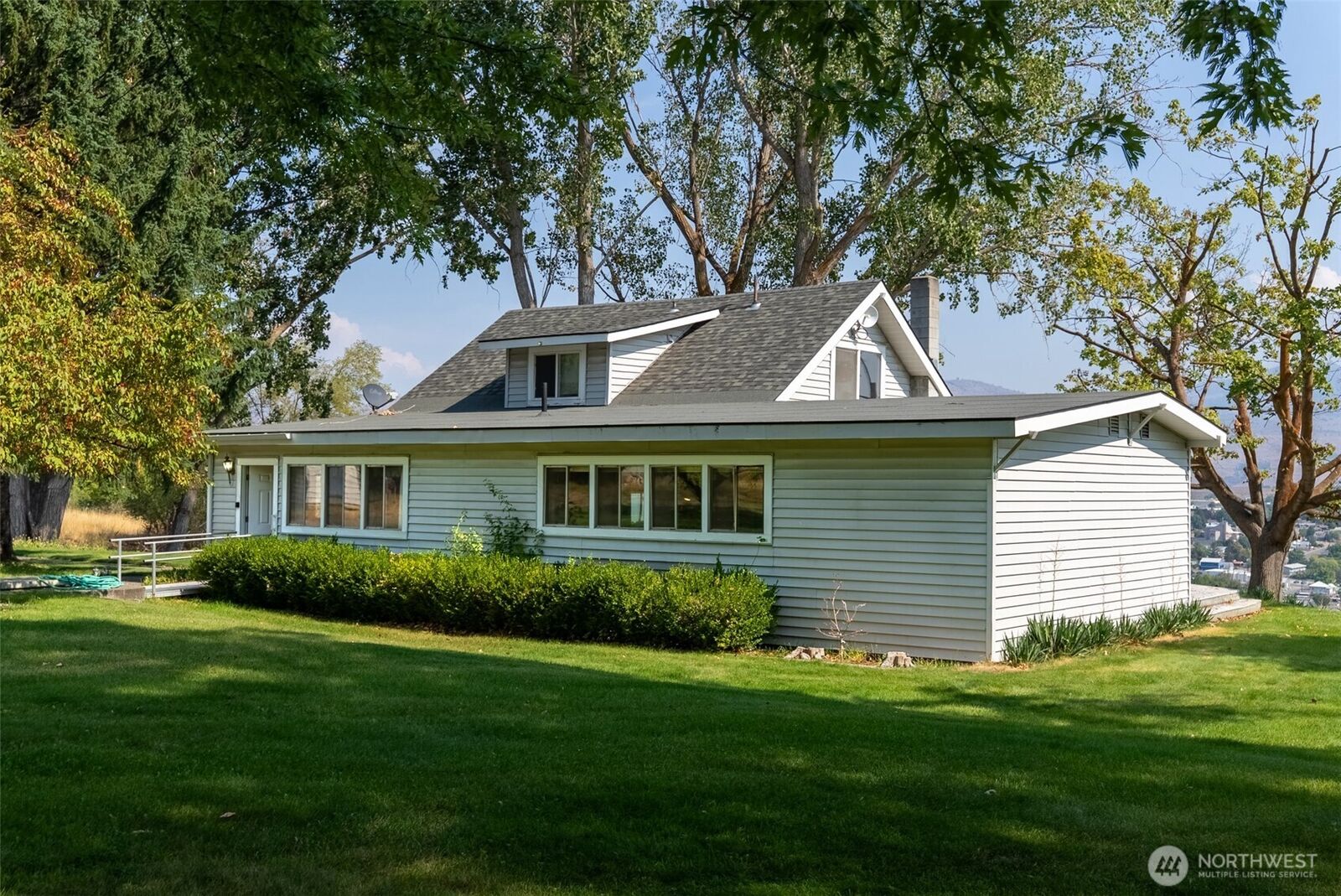 Property Photo: 14 Dalton Road WA 98841