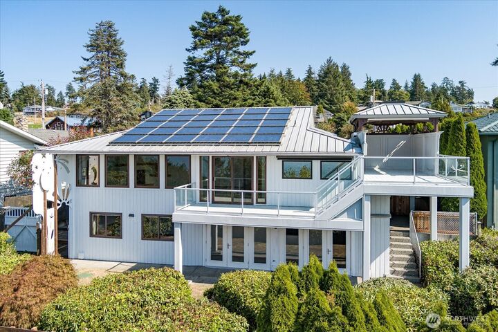 Property Photo:  1818  Seaview Avenue  WA 98239 