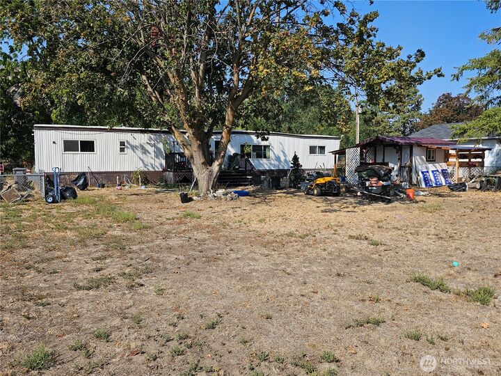 Property Photo:  302  Main Street  WA 98844 