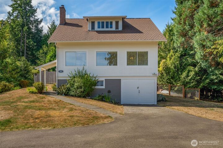Property Photo:  10110 SE Southworth Drive  WA 98366 