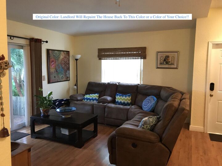 Property Photo: 2122 E E Ridge Cir E Circle E FL 33435