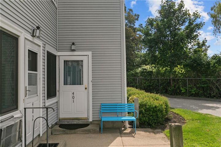 Property Photo:  66 Girard Avenue 401  RI 02840 