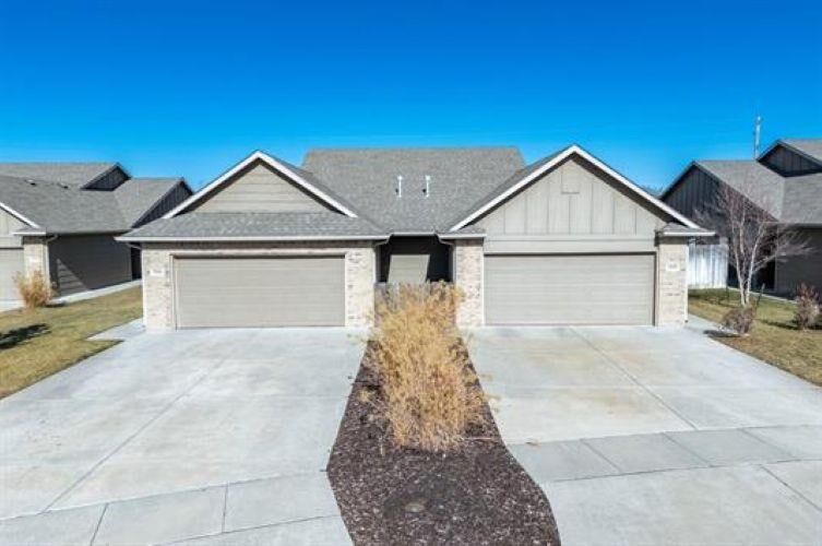 Property Photo: 3405 E Aster St KS 67037-2048