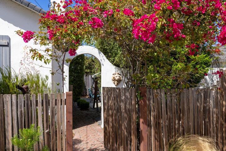 Property Photo:  638 Eardley Avenue  CA 93950 