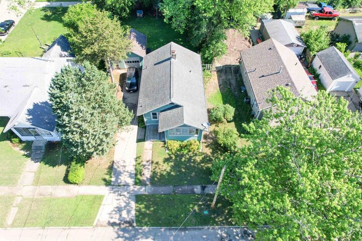 Property Photo:  107 East State Street  WI 53546 
