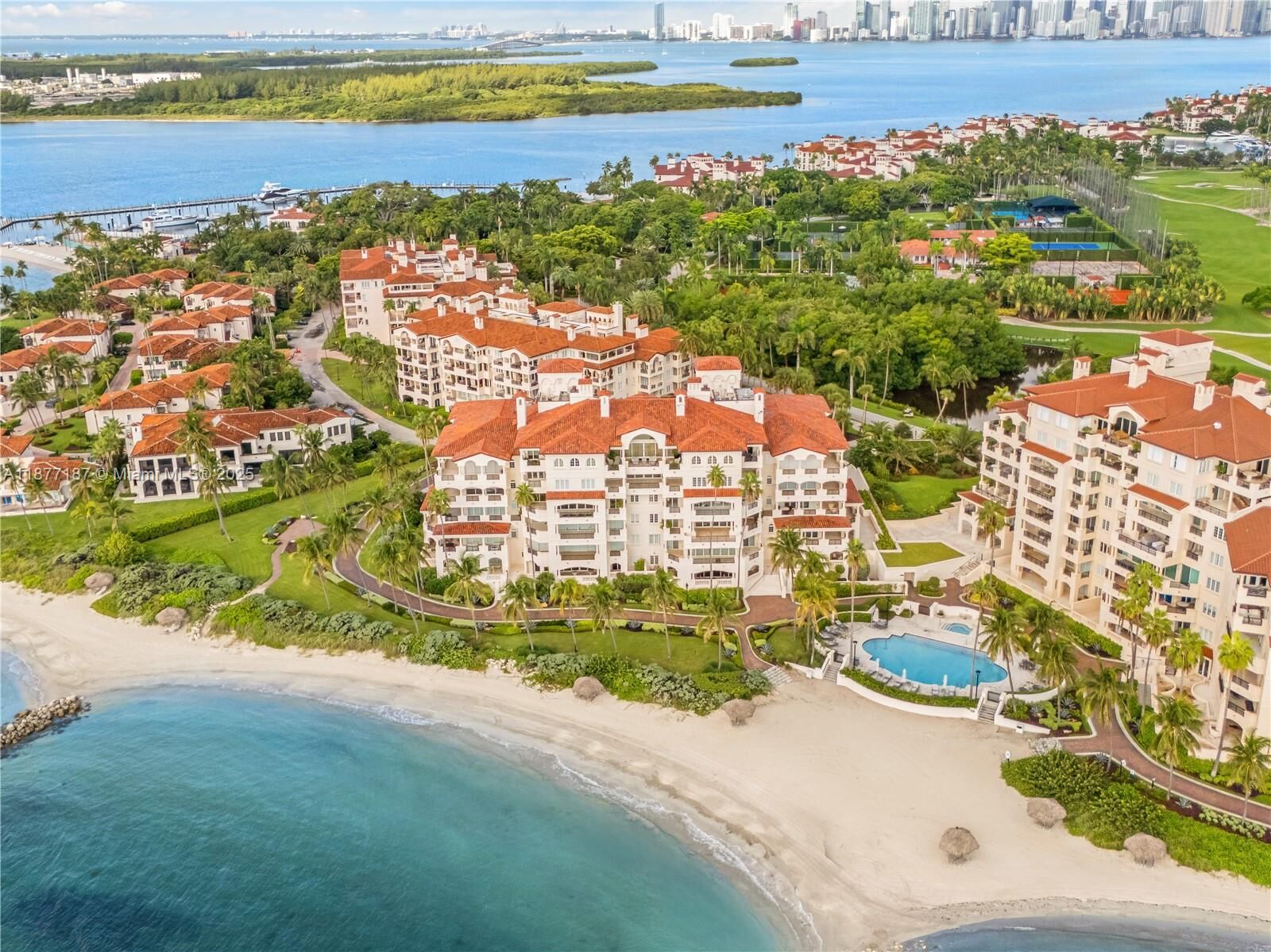 Property Photo: 8011 Fisher Island Dr 8011 FL 33109
