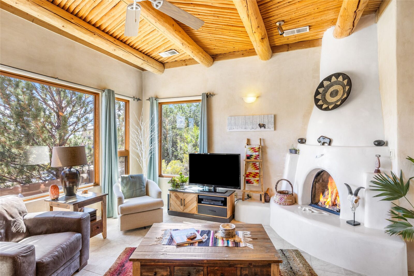 Property Photo:  263 Vuelta Roble  NM 87501 