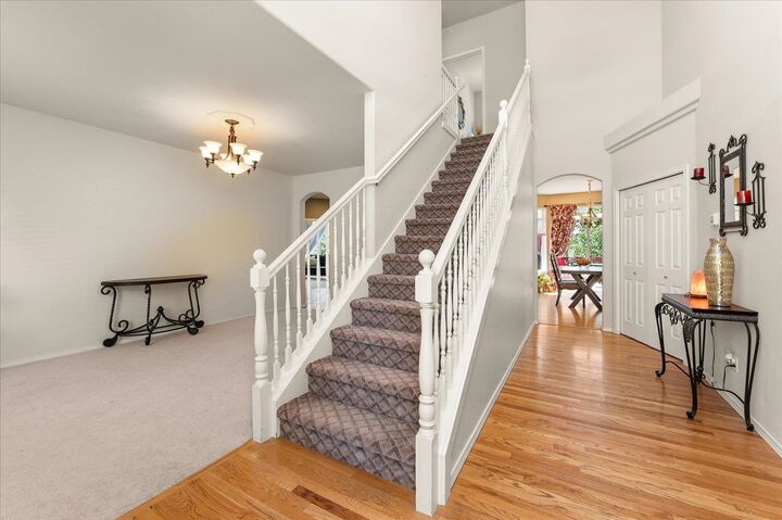 Property Photo:  615 N Homestead Dr  WA 99019 