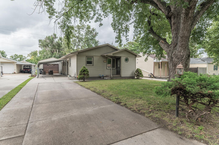 3141 Ave I  Council Bluffs IA 51501 photo