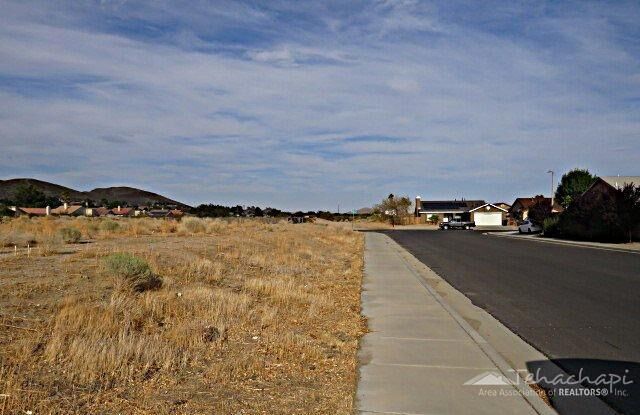 Property Photo: 0 Marielle Way Parcel 4 CA 93560