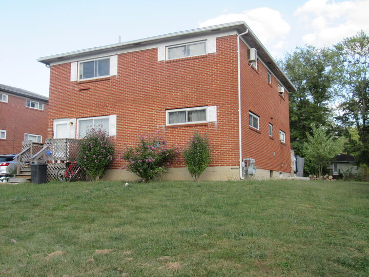 Property Photo: 2240 Iroquois Avenue OH 45506