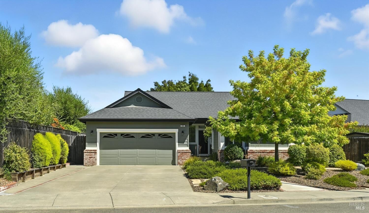 Property Photo:  462 Riesling Street  CA 95425