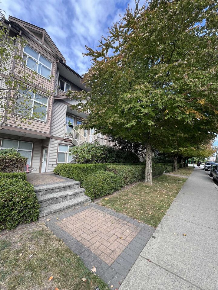 Property Photo:  5155 Watling Street 226  BC V5J 1W8 