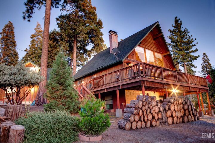 Property Photo:  45734 Hathily  CA 93260 