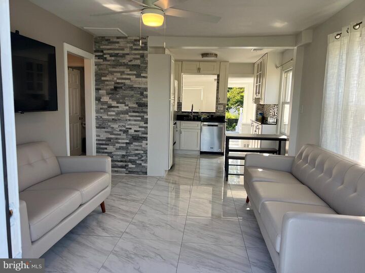 Property Photo:  4227 Prince William Parkway  VA 22192 
