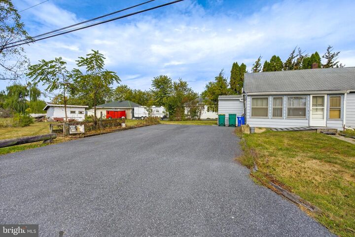 Property Photo:  219 Center Street  PA 17025 