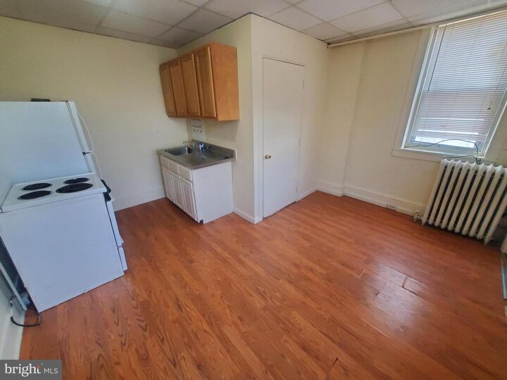 Property Photo: 960 N 11th Street 1B PA 19604