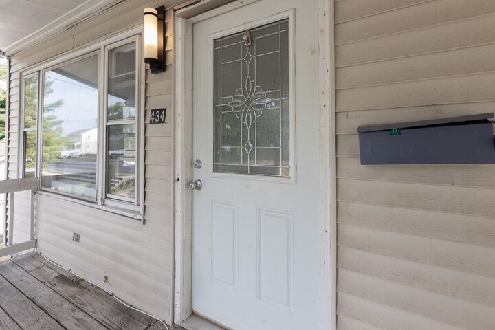 Property Photo:  434 Kelley St  VA 22802 