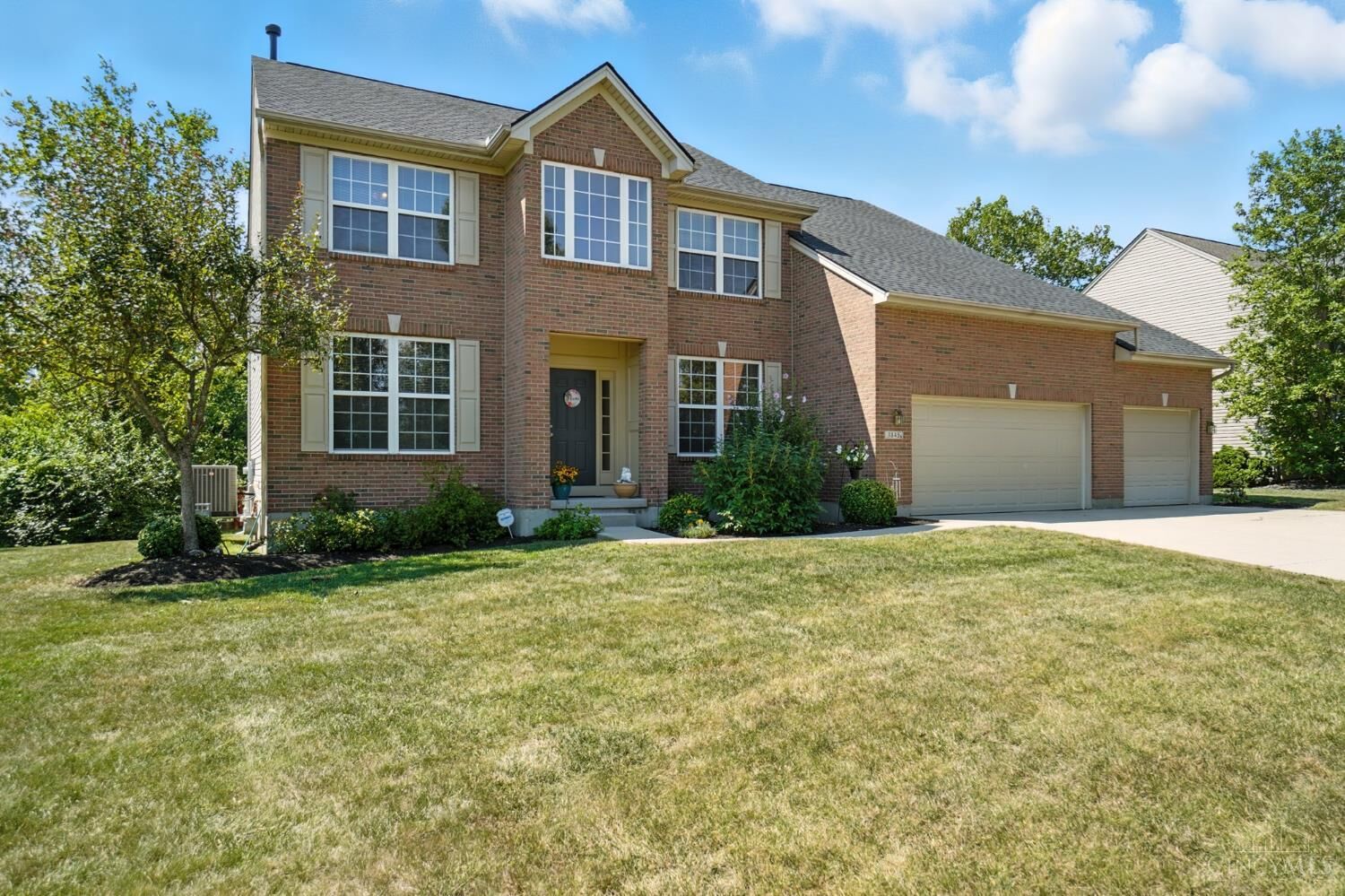 Property Photo:  3845 Pinnacle Lane  OH 45040 