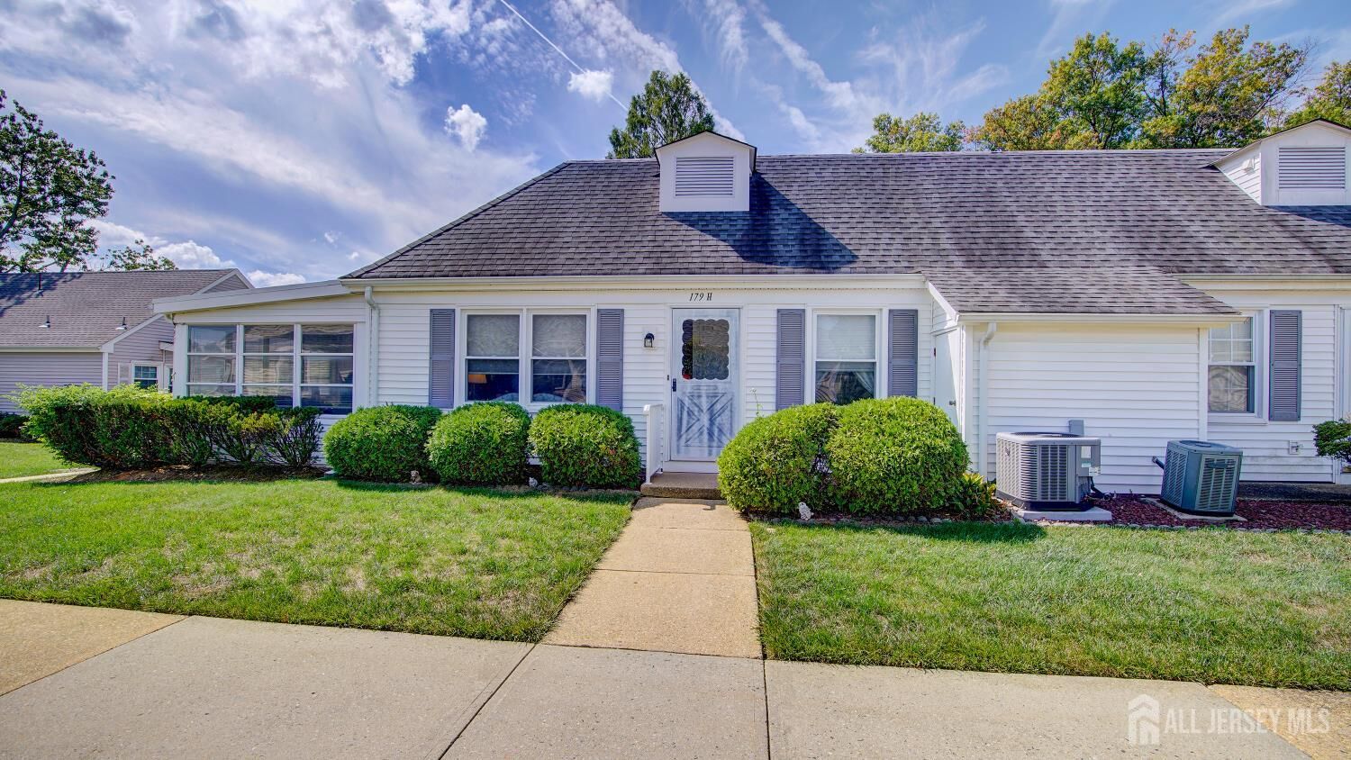 Property Photo:  179 Rossmoor Drive H  NJ 08831 