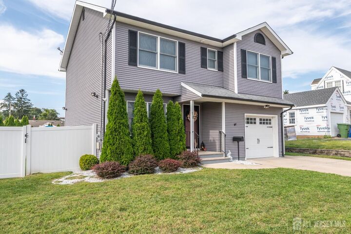 18 Grand Street  Sayreville NJ 08879 photo