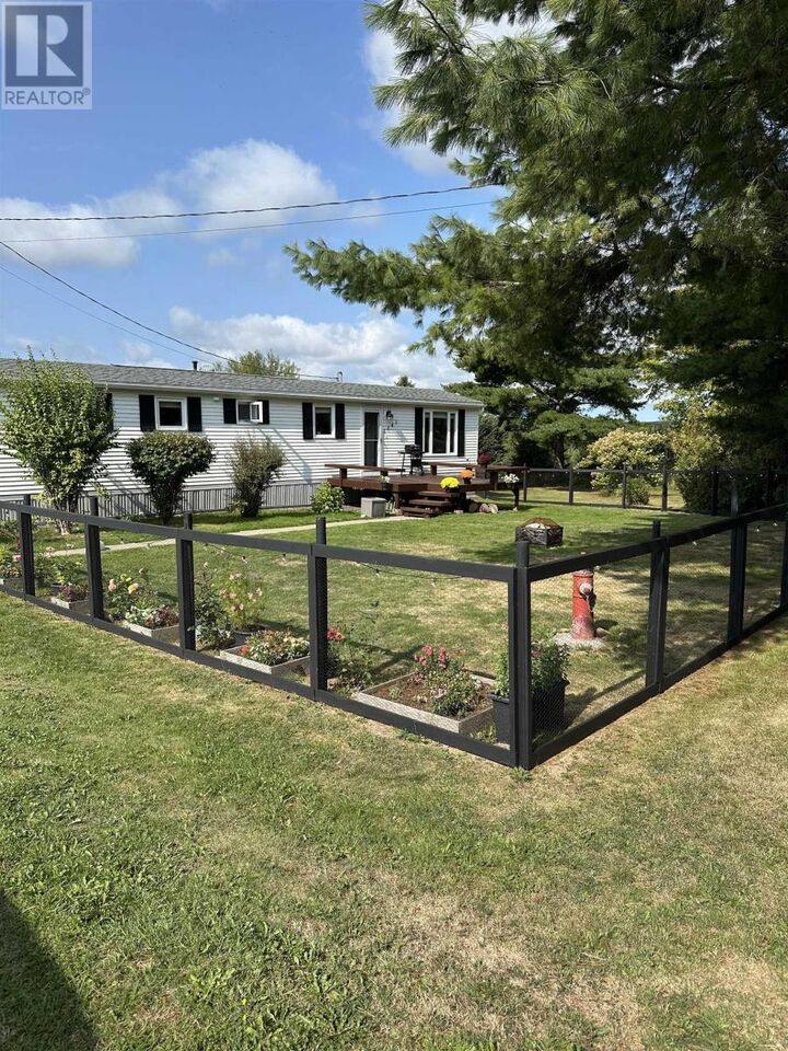 Photo de la propriété:  1341 Laggan Road  NS B0K 1A0 