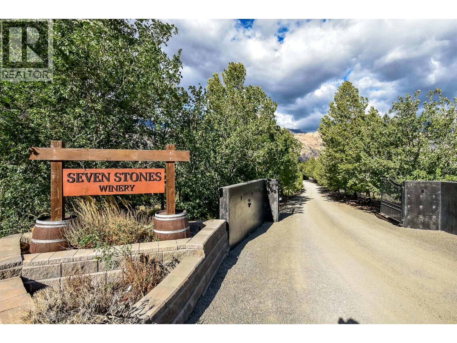 Property Photo: 1143 Highway 3 Other BC V0X 1C3