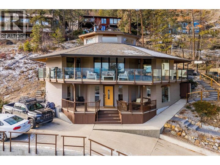 1446 Scott Crescent  West Kelowna BC V1Z 2X6 photo