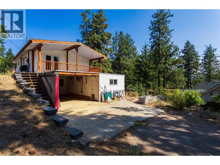 Property Photo:  820 Firwood Road  BC V1Z 3V5 