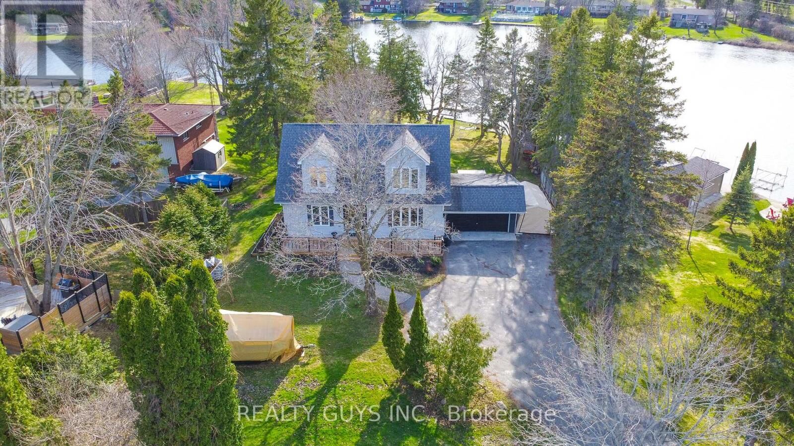 Property Photo:  867 Twomey Place  ON K0L 1T0 