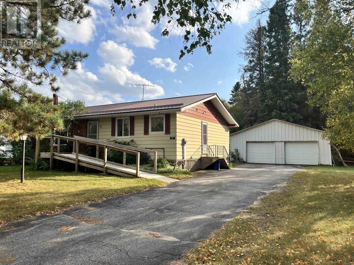 27 Balsam Avenue  Ear Falls ON P0V 1T0 photo