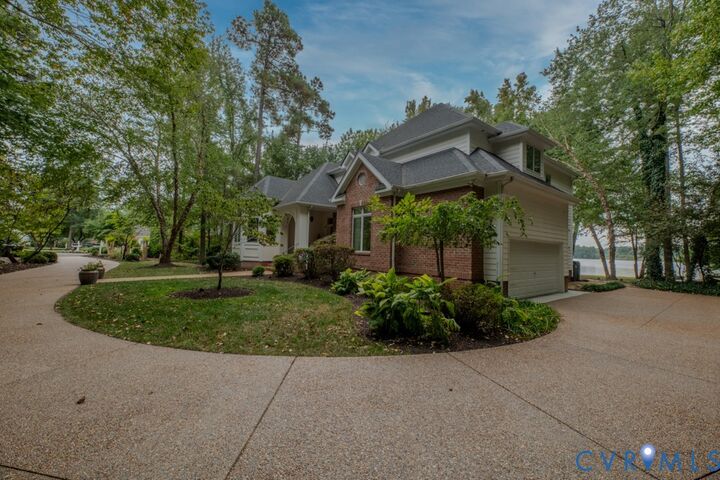Property Photo:  14543 Sailview Court  VA 23112 