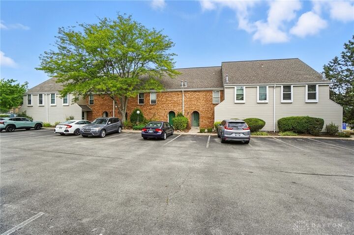 106 E Ticonderoga Drive  Westerville OH 43081 photo