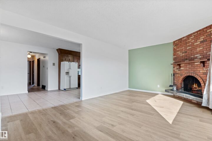 Property Photo:  9558 76 Avenue NW  AB T6C 0K2 