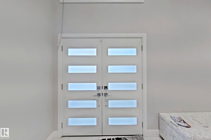 Property Photo:  1492 25 Street NW  AB T6T 2L3 