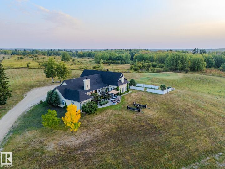 22250 Twp Road 512  Rural Strathcona County AB T8C 1H2 photo