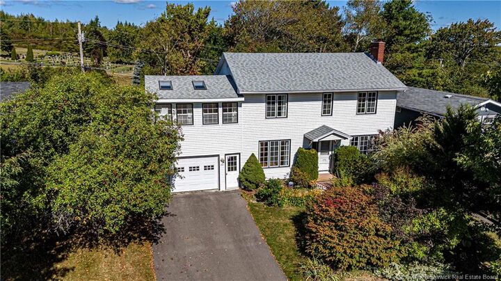 Photo de la propriété:  140 Surrey Crescent  NB E3B 4L3 