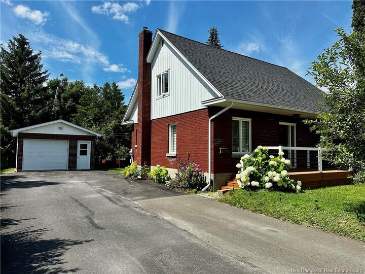 70 Ordonnance Avenue  Edmundston NB E3V 1C5 photo