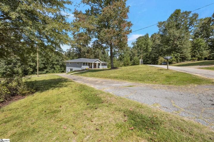 Property Photo:  115 Pinetree Lane  SC 29642 