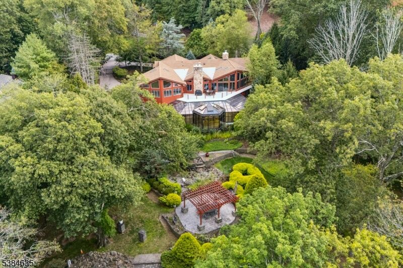 Property Photo: 951 Scioto Dr NJ 07417