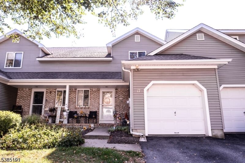 Property Photo:  17 Meadow Pond Rd  NJ 07419 